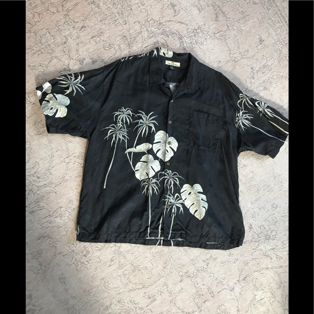 Tommy Bahama XXL short sleeve button up shirt